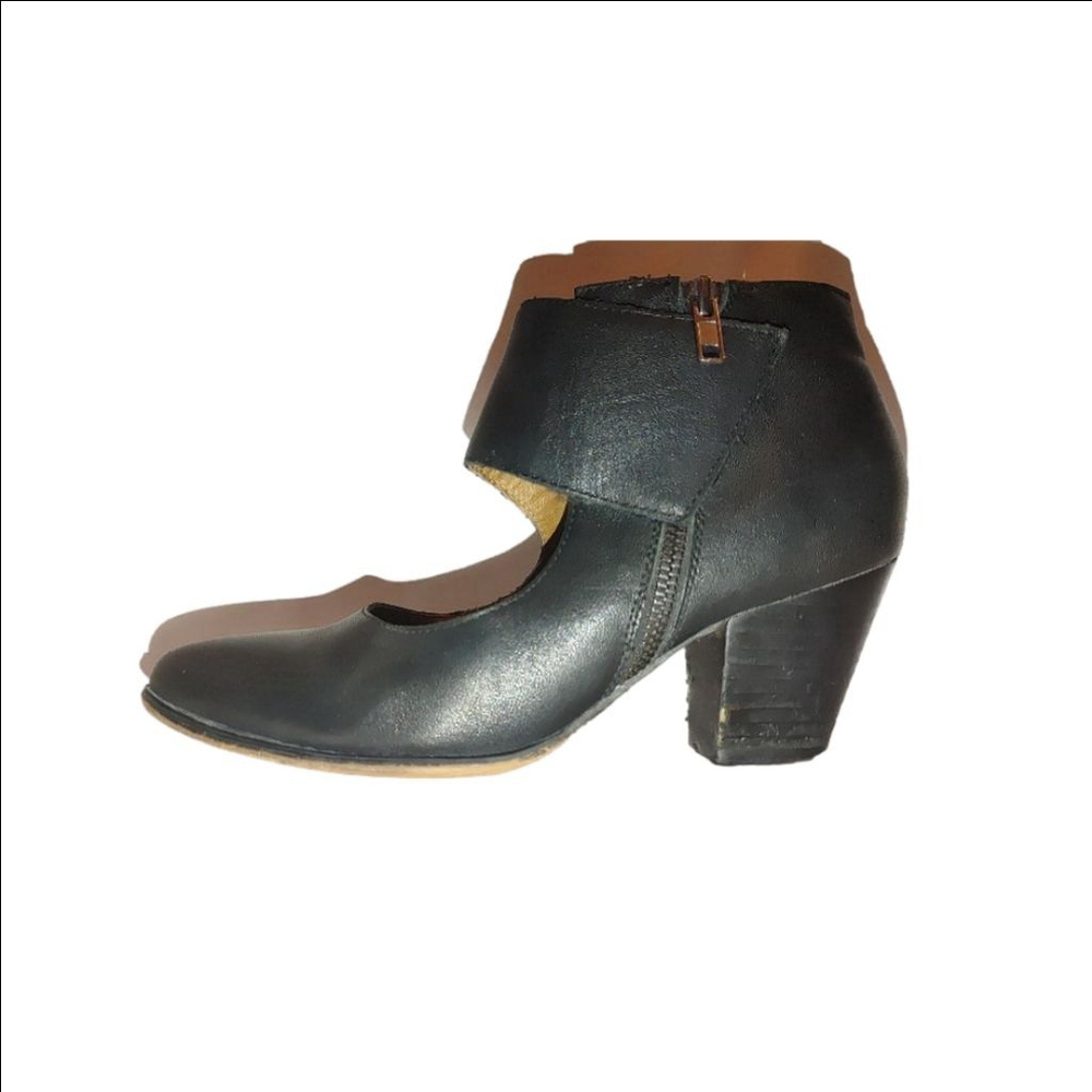 Corso Como Bonsai Leather Ankle Boot Size 7.5M